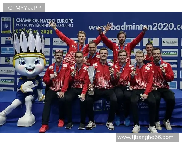 深圳羽毛球队在欧锦赛中的默契配合与战术分析